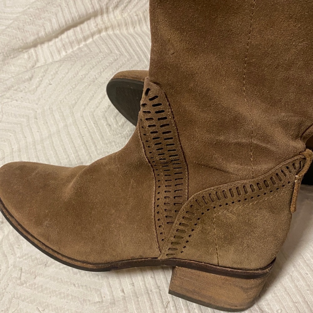 Brown Knee-High Women's Boots - Picture 3 of 6